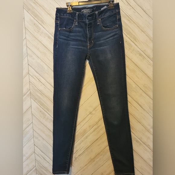 American Eagle Outfitters Denim - American eagle jeans & t-shirts Bundle